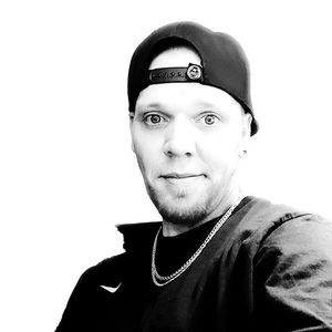 Meet your Posher, Justin